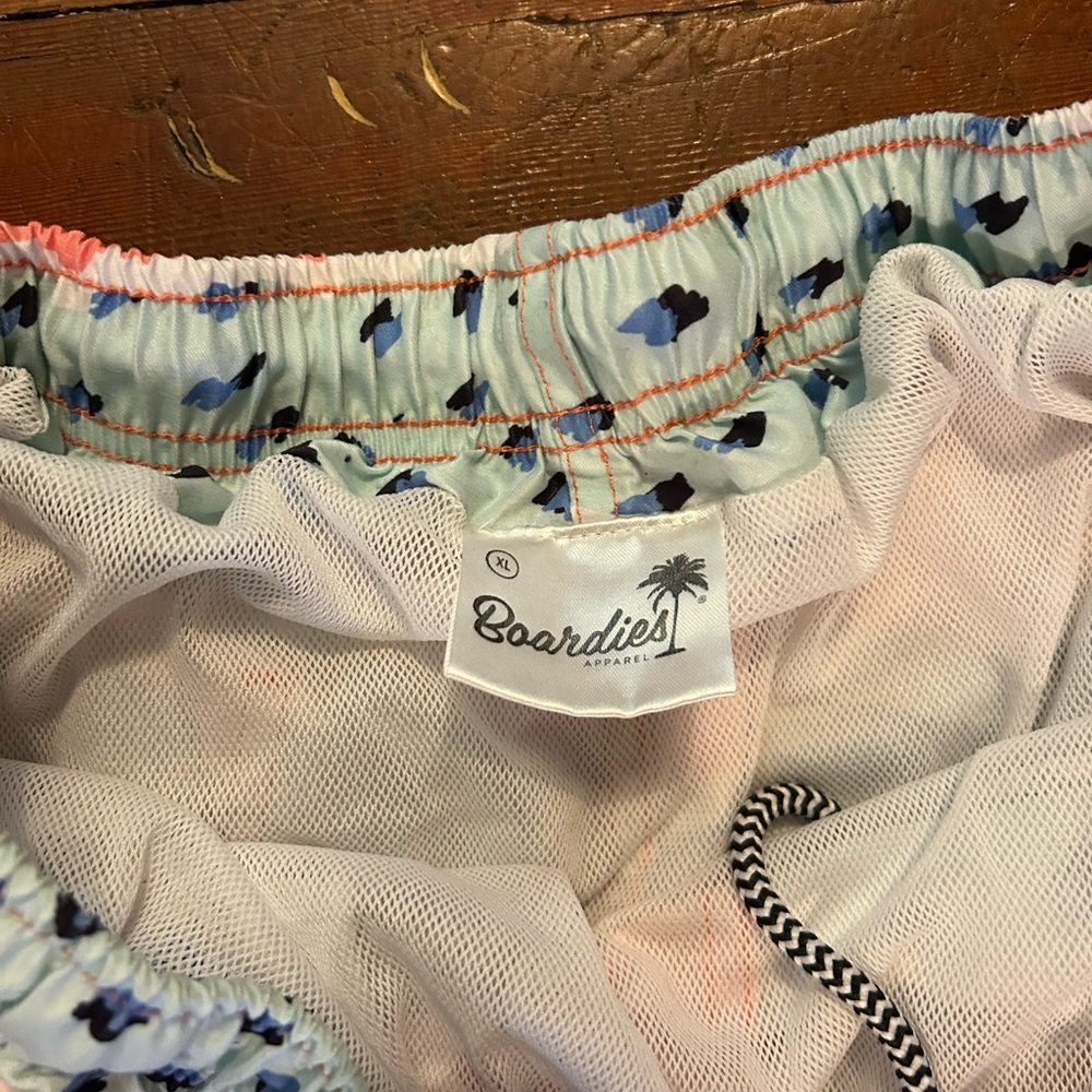 Colorful Patterned Swim trunks - Picture 2 of 2